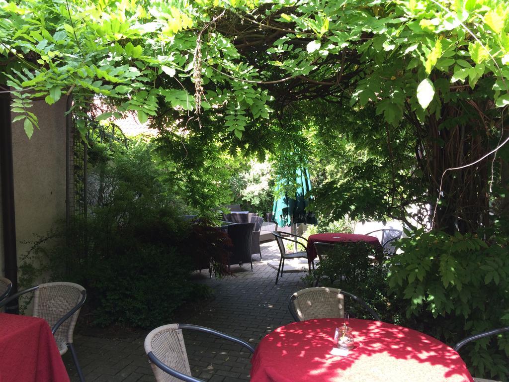 Hotel Stadt Tubingen ภายนอก รูปภาพ