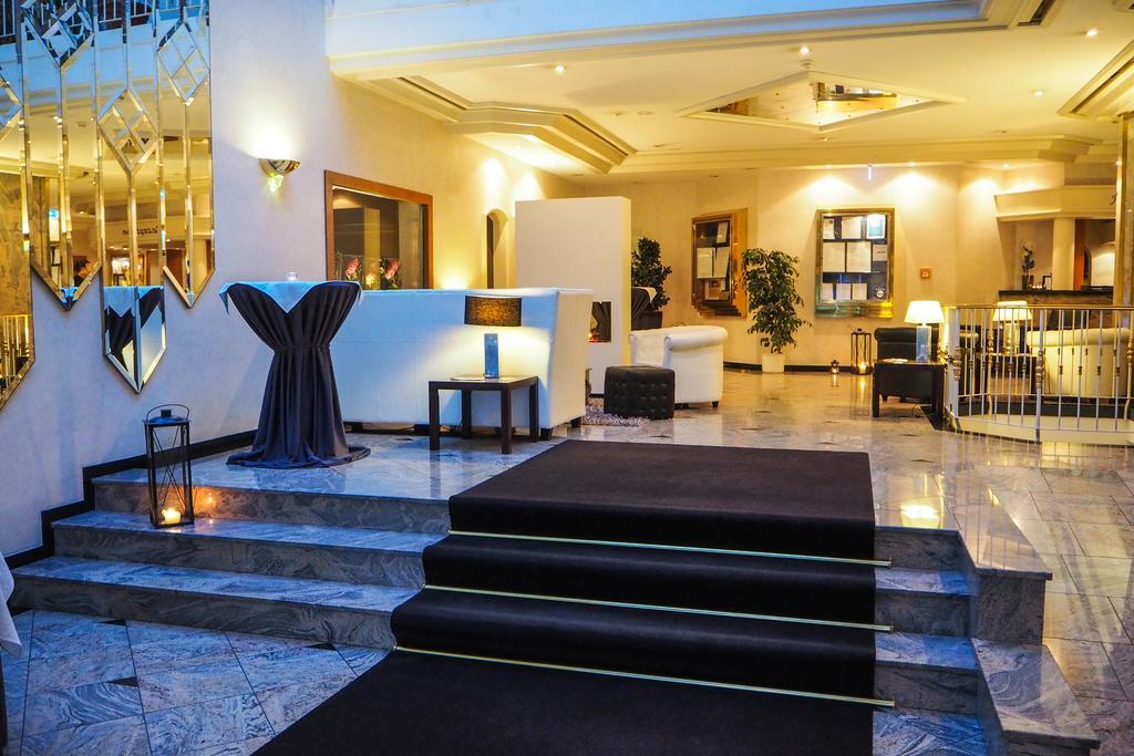 Hotel Stadt Tubingen ภายนอก รูปภาพ