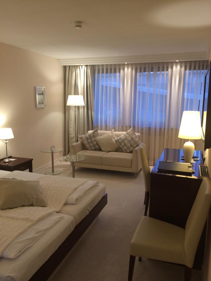 Hotel Stadt Tubingen ภายนอก รูปภาพ